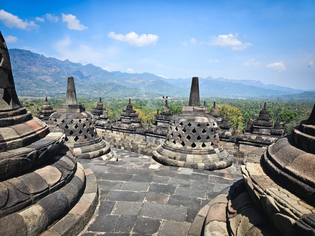 Borobudur 2