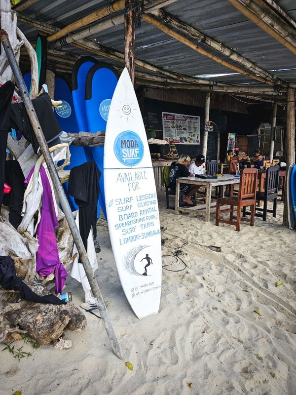 surf spiaggia lombok