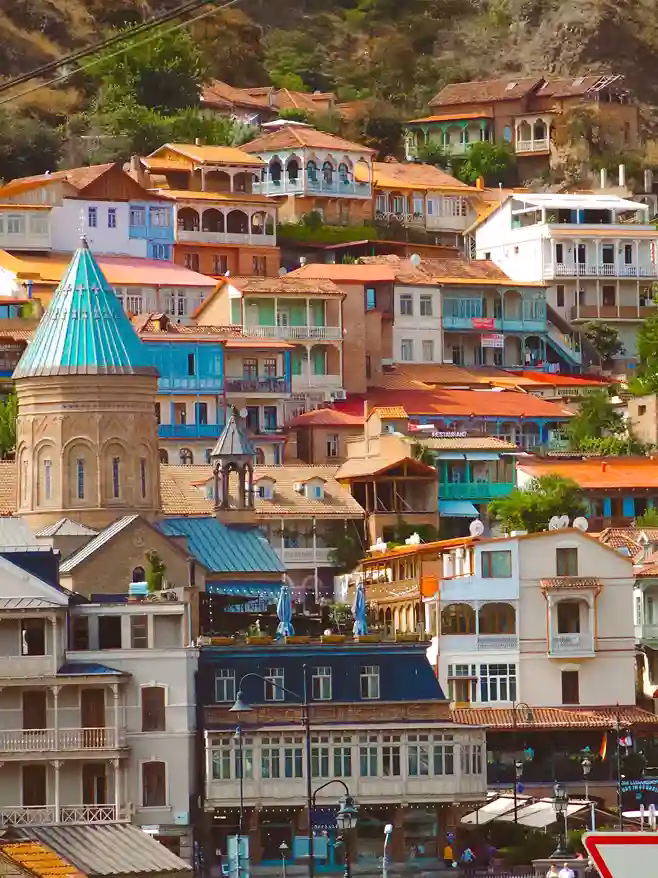 tbilisi tetti coorati - cosa vedere a tbilisi in 3 giorni?