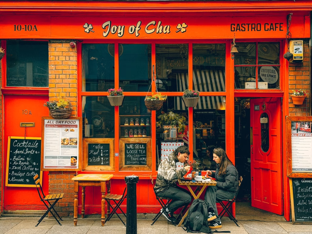 ragazzi a temple bar